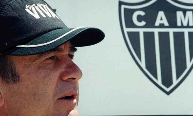 Veja fotos das trs passagens anteriores do tcnico Levir Culpi no comando do Atltico