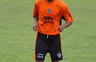 Folclrico, o ex-atacante Catanha se aposentou em 2012, pelo Sport Atalaia, de Alagoas