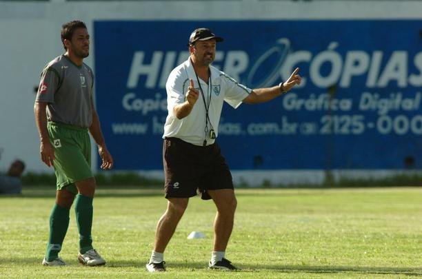 Fotos de Flávio Lopes como técnico do América