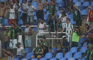 Torcida americana marcou presença na despedida da Série B contra o Botafogo