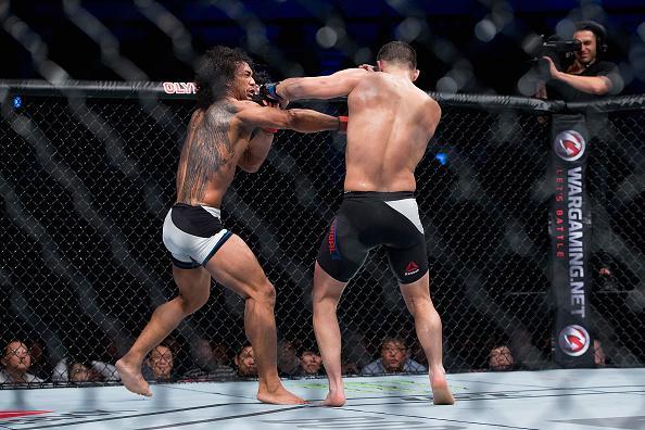 Imagens da vitria de Ben Henderson na luta principal em Seul