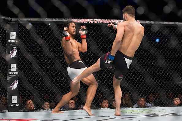 Imagens da vitria de Ben Henderson na luta principal em Seul