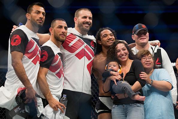 Imagens da vitria de Ben Henderson na luta principal em Seul