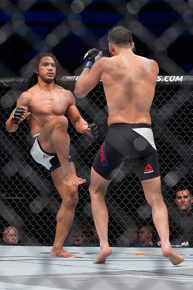 Imagens da vitria de Ben Henderson na luta principal em Seul