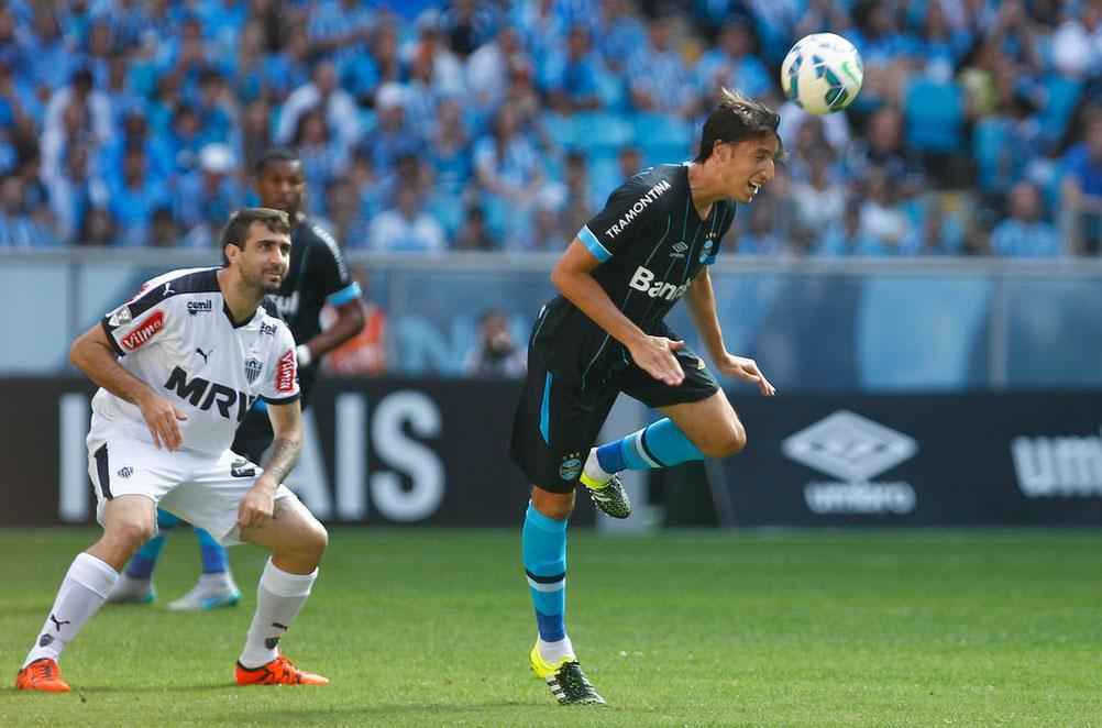 Imagens da derrota do Atltico para o Grmio por 2 a 1 no Rio Grande do Sul