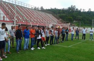 Villa Nova apresenta jogadores e comisso tcnica para 2016