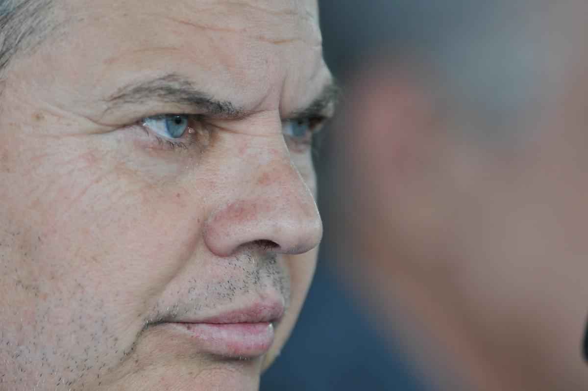 Alm do treino visando jogo no Mineiro, clube apresentou Carlinhos Neves e Maluf concedeu entrevista