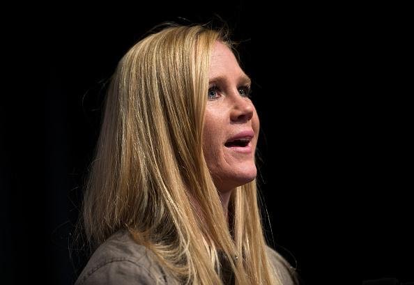 Holly Holm  recebida por multido em Albuquerque