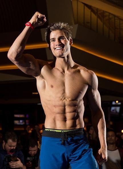 Sage Northcutt, que enfrenta Cody Pfister