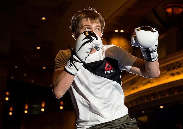 Cody Pfister, que enfrenta Sage Northcutt