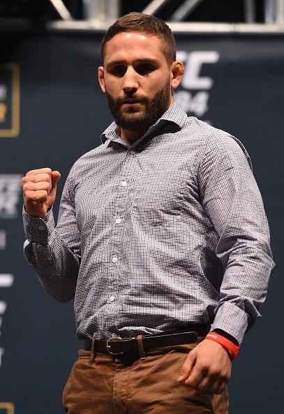 Super coletiva do UFC em Las Vegas - Chad Mendes, atrao do TUF 22 Finale, faz pose