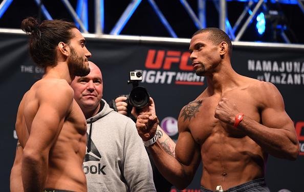Pesagem oficial do UFC Fight Night 80 - Elias Theodorou e Thiago Marreta