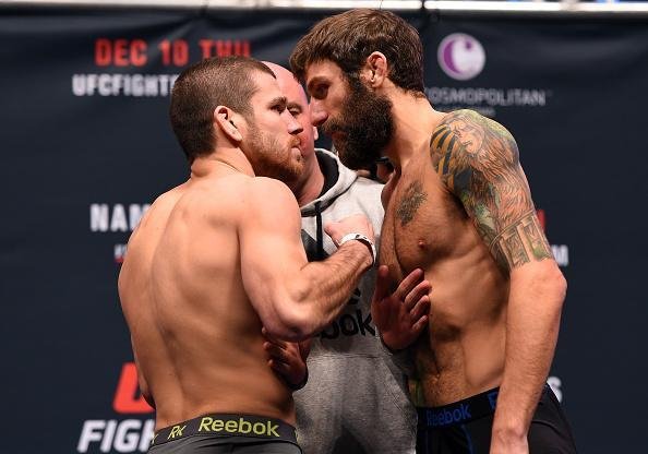Pesagem oficial do UFC Fight Night 80 - Jim Miller e Michael Chiesa na encarada