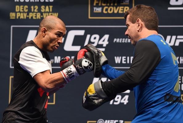 Imagens do treino aberto do UFC 194 - José Aldo e o técnico André Pederneiras