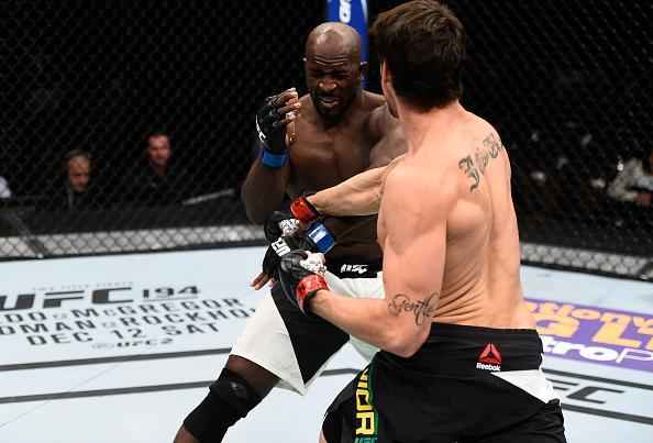 Antnio Cara de Sapato x Kevin Casey termina em No Contest aps dedo no olho aos 11 segundos