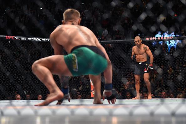 Imagens do incrvel nocaute de Conor McGregor sobre Jos Aldo