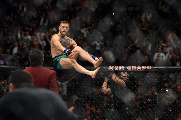 Imagens do incrvel nocaute de Conor McGregor sobre Jos Aldo