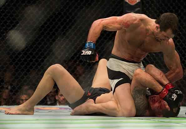 Fotos da batalha entre Luke Rockhold e Chris Weidman