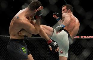 Fotos da batalha entre Luke Rockhold e Chris Weidman