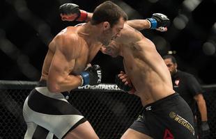 Fotos da batalha entre Luke Rockhold e Chris Weidman