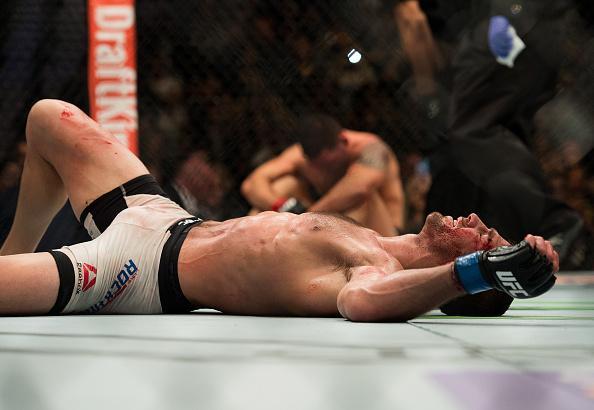 Fotos da batalha entre Luke Rockhold e Chris Weidman