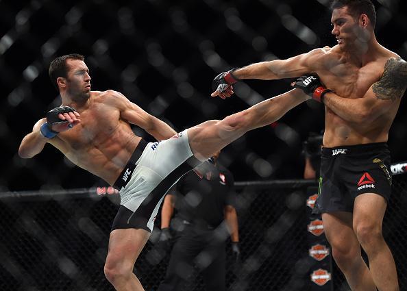 Fotos da batalha entre Luke Rockhold e Chris Weidman