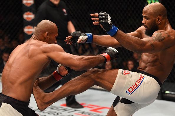 Imagens da polmica derrota de Ronaldo Jacar no UFC 194