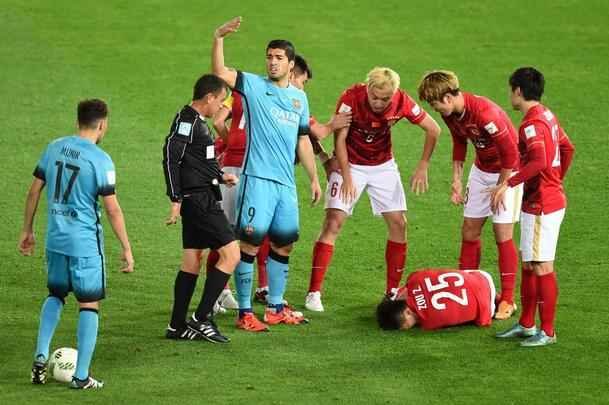 Confira a galeria do confronto entre Barcelona e Guangzhou Evergrande