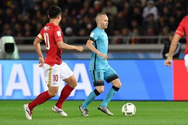 Confira a galeria do confronto entre Barcelona e Guangzhou Evergrande