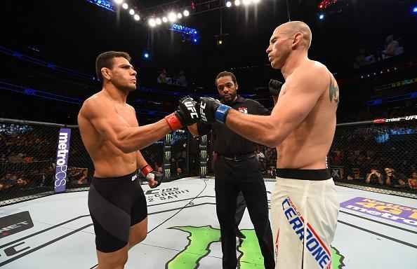 Na luta principal do UFC em Orlando, Rafael dos Anjos detonou Donald Cerrone e manteve cinturo dos leves, com nocaute em apenas 1min06seg