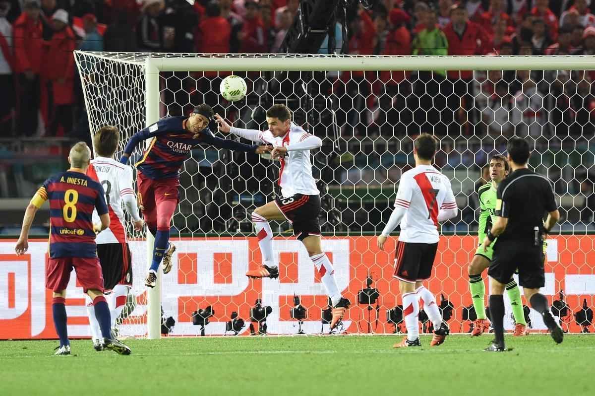Barcelona vence o River Plate e conquista o tricampeonato mundial de clubes no Japo