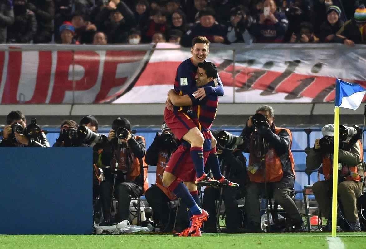 Barcelona vence o River Plate e conquista o tricampeonato mundial de clubes no Japo