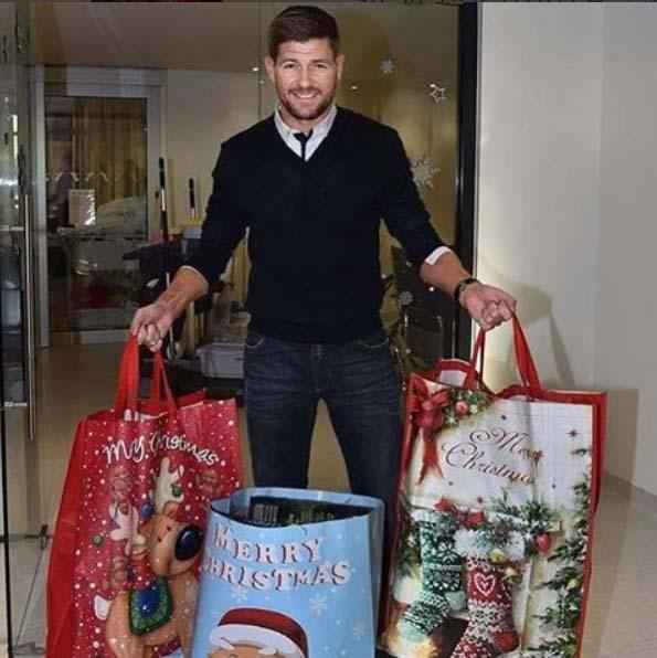 Ingls Gerrard, do LA Galaxy: 'Merry Christmas to all my followers have a great day tomorrow .. thank you for your incredible support'