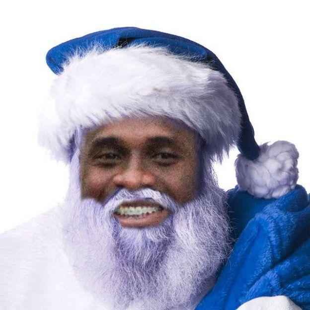 Willians, volante do Cruzeiro: 'Logo mais, ele t chegando!! FELIZ NATAL!!!
