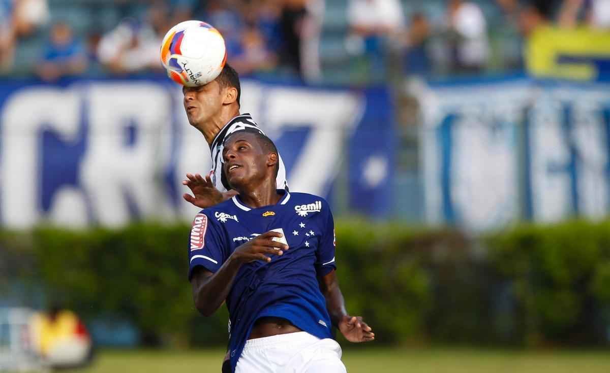Prata da casa, Bruno Edgar disputou cinco jogos pelo Cruzeiro em 2015. O volante no marcou gols ou deu assistncias
