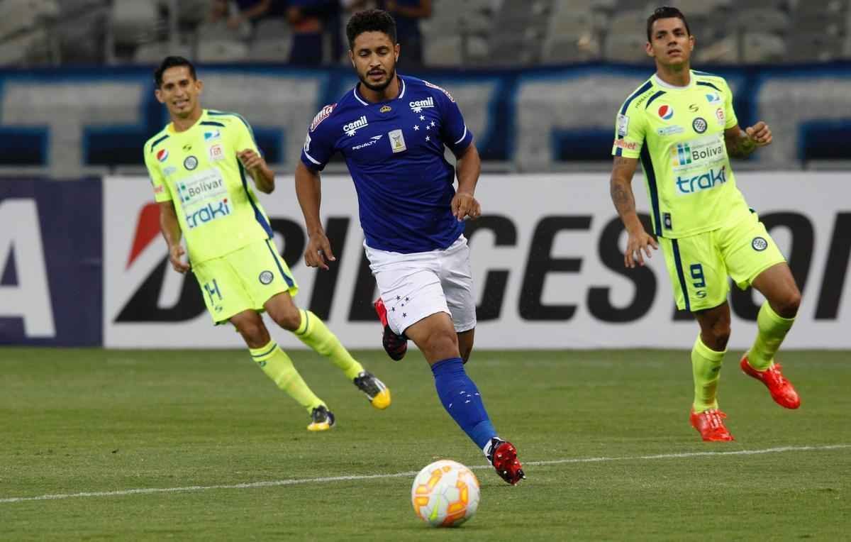 O zagueiro Leo disputou 25 jogos e marcou um gol na temporada 2015