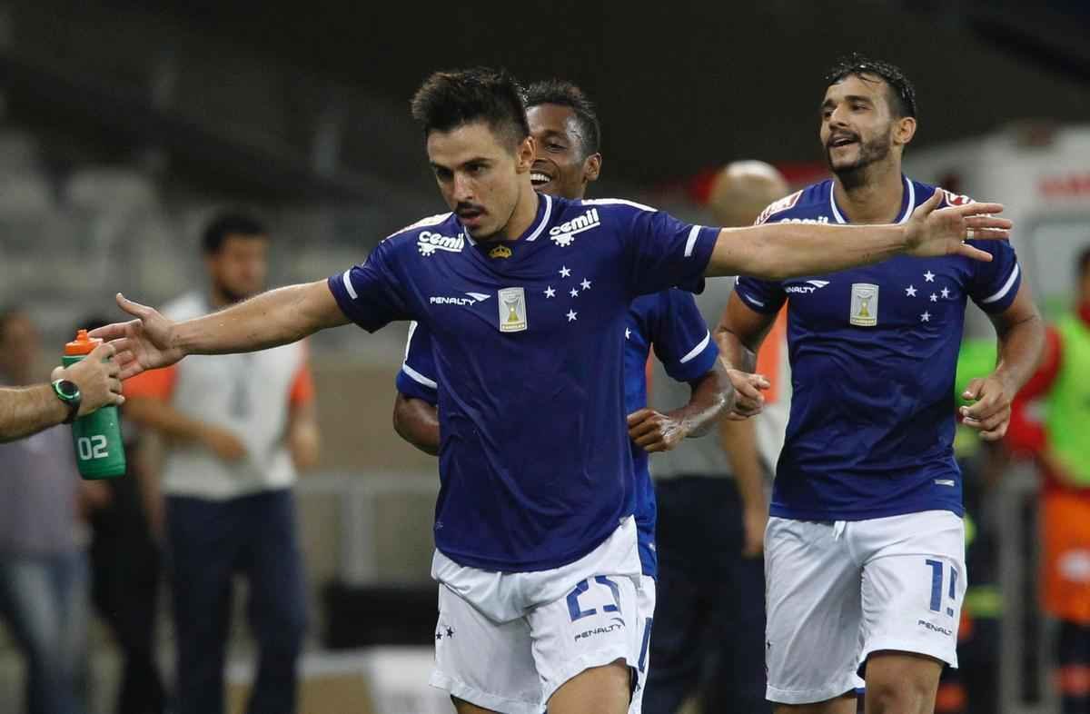 Willian encerrou a temporada 2015 com 13 gols marcados e cinco assistncias em 48 partidas