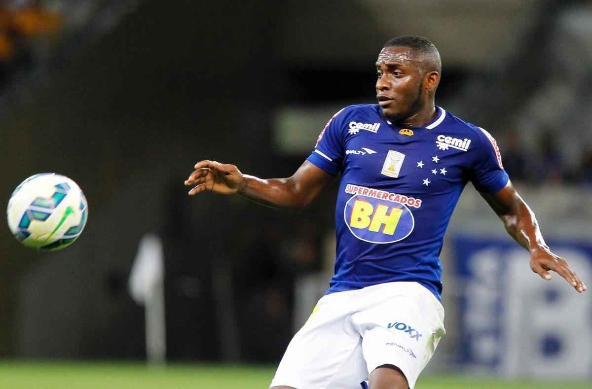 Contratado no incio da temporada, Willians disputou 41 jogos, marcou dois gols e deu uma assistncia