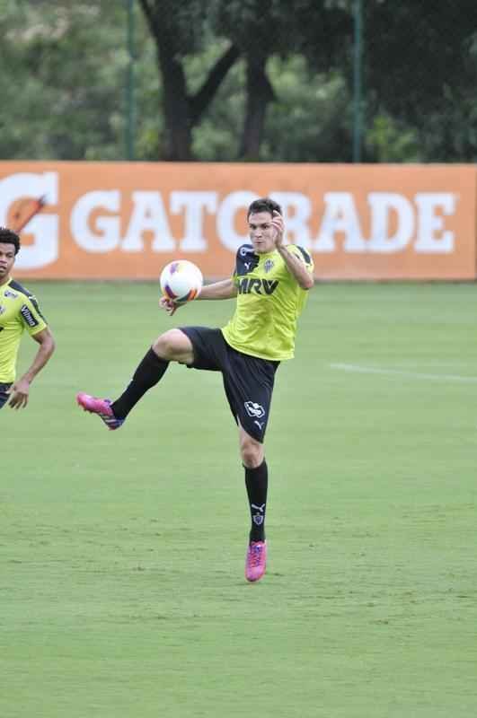 Tiago atuou em quatro jogos, com uma assistncia