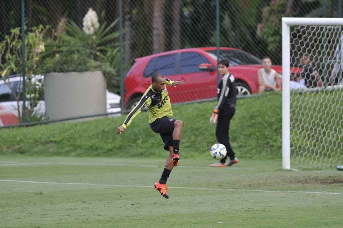 Prata da casa, Eduardo fez quatro jogos em 2015