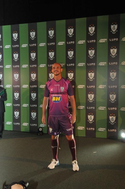 Fernando Leal (goleiro): reserva de Joo Ricardo, participou de apenas dois jogos em 2015, ambos como suplente.