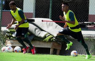 Paulinho Silva (armador): tal como Glaycon e Michel, o meio-campista entrou em campo uma s vez.