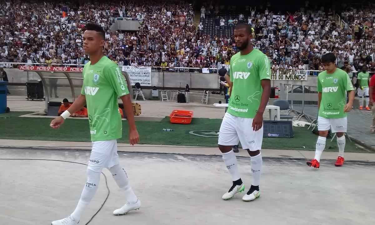 Messias (zagueiro): disputou apenas um jogo em 2015 e levou um carto amarelo.