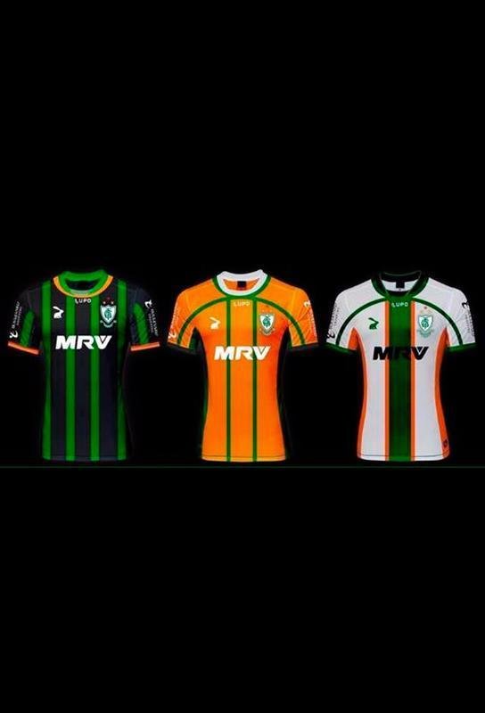 Atentos  novidade, torcedores compartilharam simulaes na internet