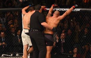 Robbie Lawler venceu Carlos Condit por deciso dividida e manteve o cinturo dos meio-mdios