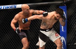 Imagens da guerra entre Robbie Lawler e Carlos Condit pelo cinturo dos meio-mdios, no UFC 195. Lawler levou a melhor depois de cinco round, por deciso dividida dos juzes 