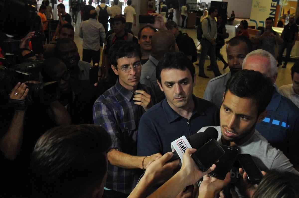 Meia argentino recebeu carto do programa scio do futebol e concedeu entrevista