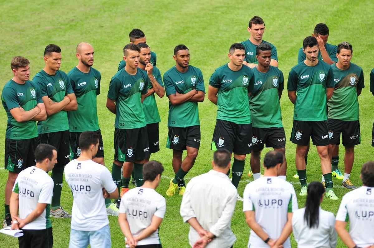 Com muitas novidades, Amrica se apresentou para a temporada 2016 na tarde desta tera-feira, no Lanna Drumond