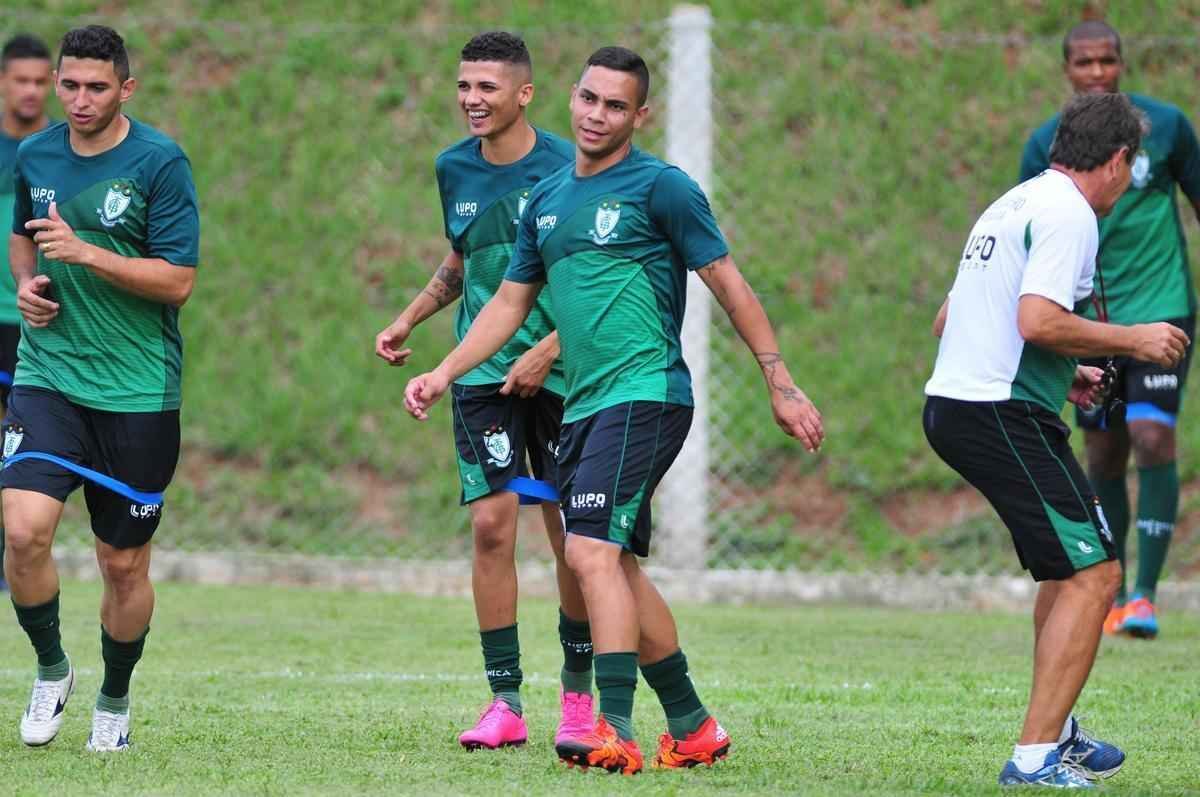 Com muitas novidades, Amrica se apresentou para a temporada 2016 na tarde desta tera-feira, no Lanna Drumond