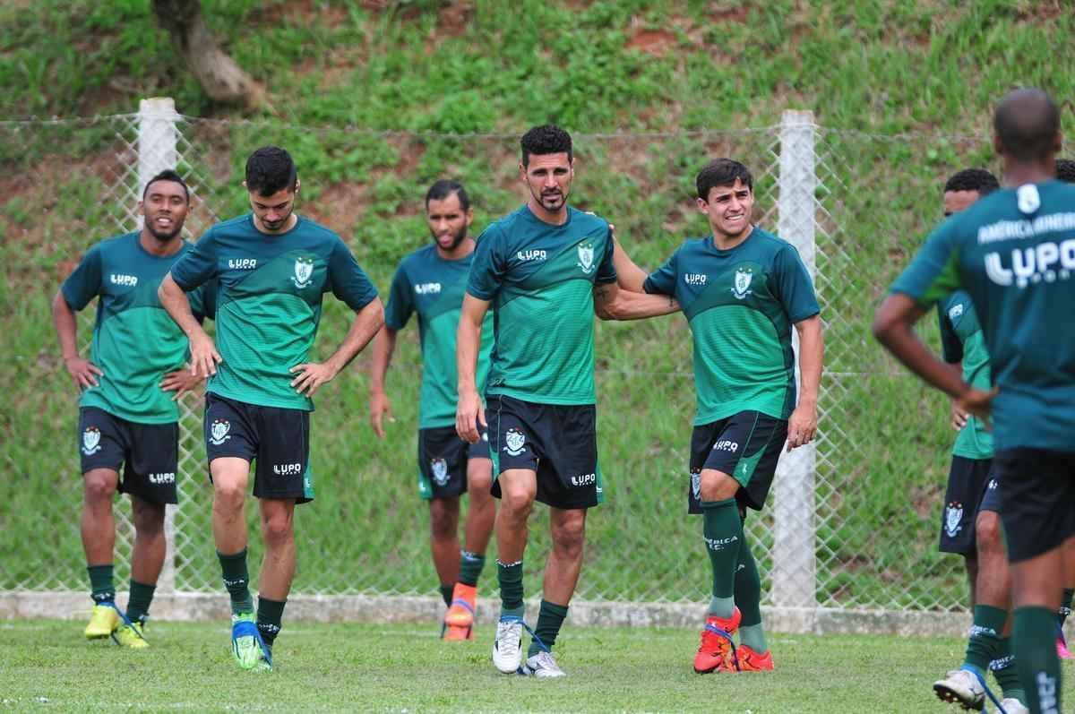 Com muitas novidades, Amrica se apresentou para a temporada 2016 na tarde desta tera-feira, no Lanna Drumond
